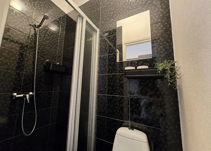 S2 Sunshine Balcony *